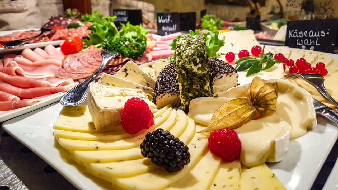 罗曼蒂克博格凯勒克思特灵酒店 Meißen 外观 照片